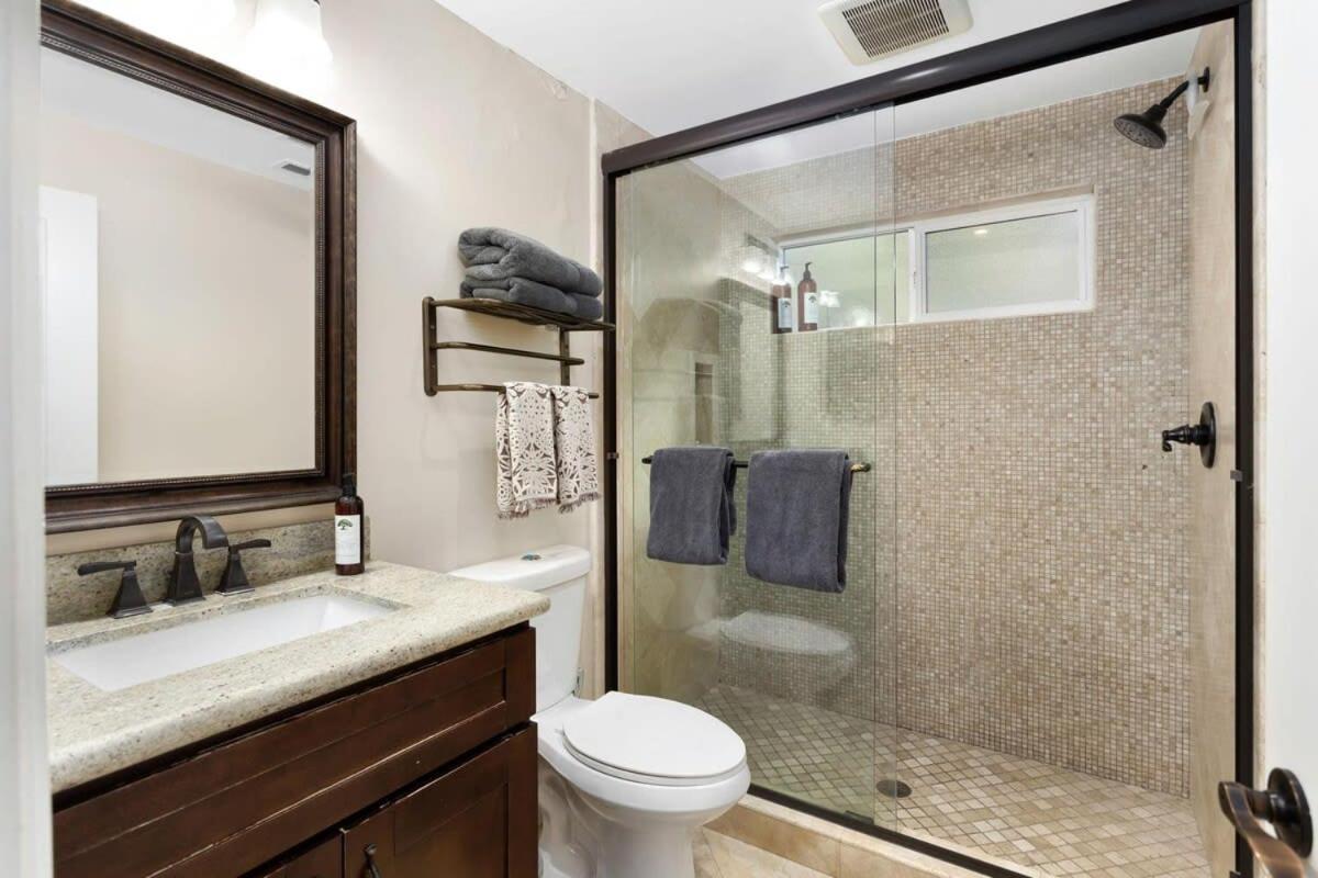 Snowflower Cabin Modern Luxe, 2 Level, 1500 Sqft, Ac, View, Dogs, Walk To Village Lake Arrowhead Bagian luar foto